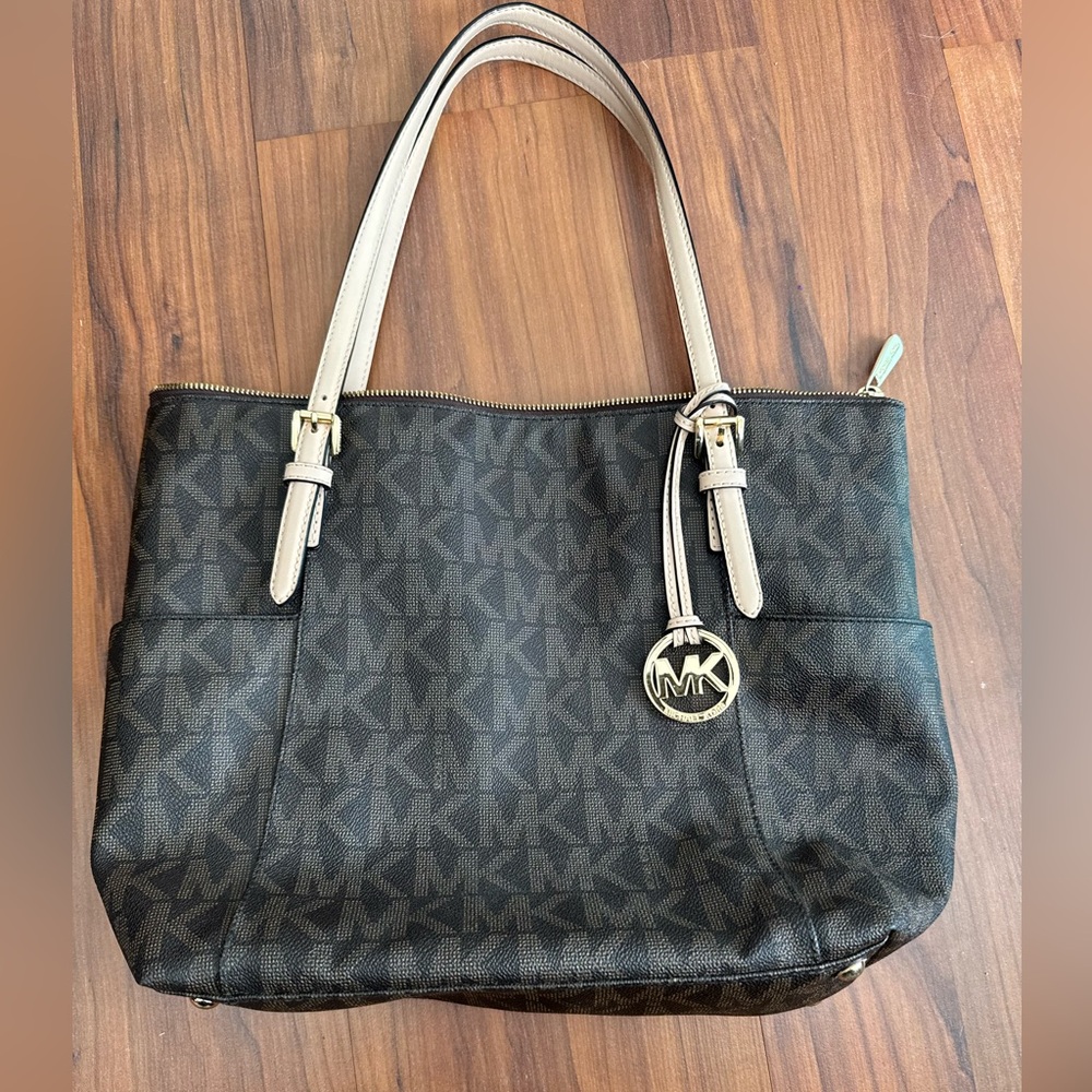 Brown tone Michael Kors shoulder bag